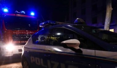 schianto con la Porsche contro un cancello, un morto e due feriti gravi