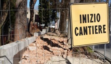 Pista ciclabile su ponte Cavallotti, del cantiere non c’è traccia