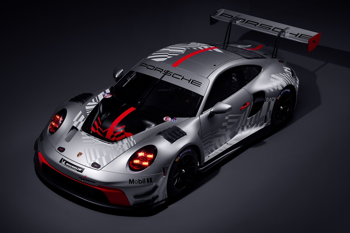 Porsche presenta il kit EVO per la 911 GT3 R, in pista dal 2026