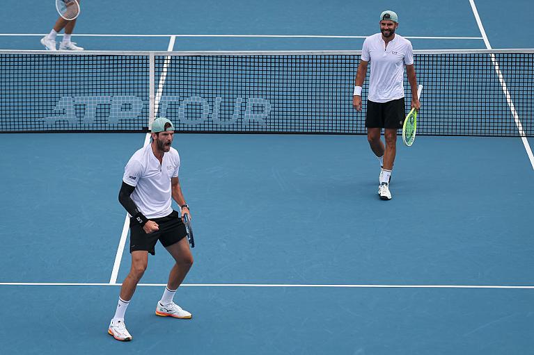 Bolelli/Vavassori e Musetti/Sonego avanti a Cincinnati