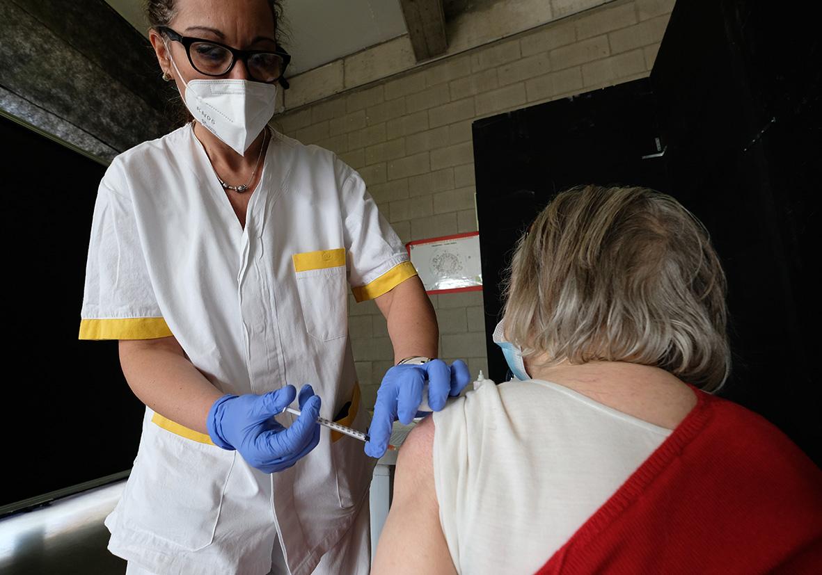 i consigli sui vaccini per viaggiare in sicurezza