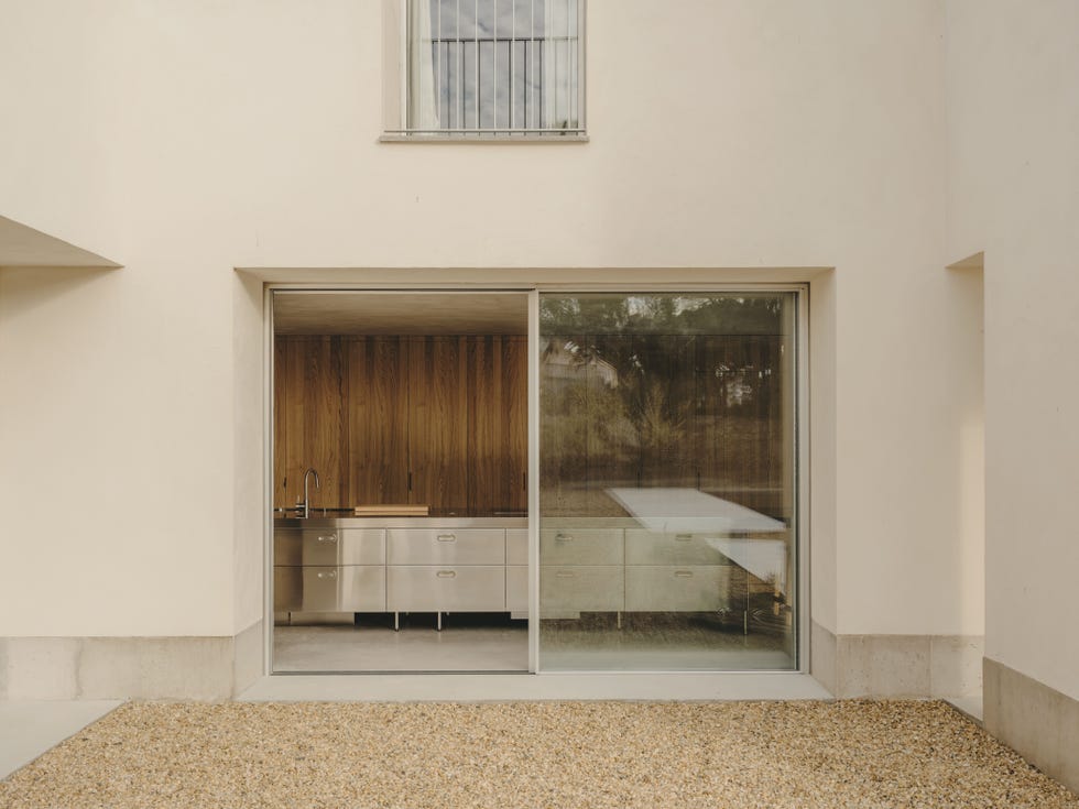 casa bellissima color crema