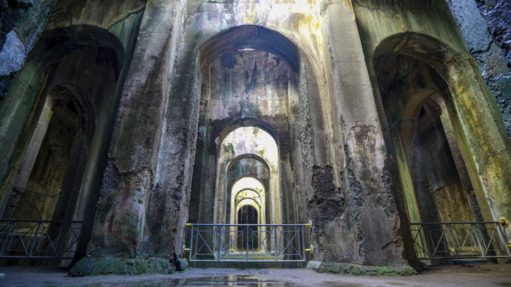 Piscina Mirabilis, Parco archeologico dei Campi Flegrei, Napoli. via beniculturali.com