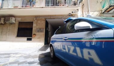 Orrore in un negozio, commesso violenta una bimba mentre i genitori sono distratti
