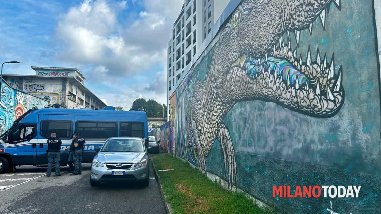 Emis Killa, Fedez, Punkreas e gli altri artisti che hanno preso le difese del Leoncavallo