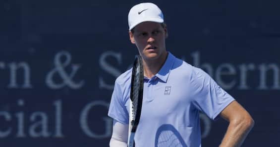 Us Open, Sinner con Siniakova nel doppio misto: Navarro rinuncia