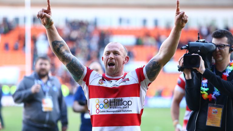 Ash Allen/swpix.com Immagine - 19/05/2019 - Rugby League - Betfred Championship Summer Bash 2019 - Leigh Centurions v Widnes Vikings - Bloomfield Road, Blackpool, Inghilterra - Micky Higham, di Leigh Centurions, celebra.