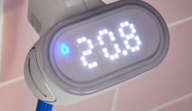 Quanta acqua consumi per la doccia? IKEA ora vende un contatore con schermo da 40 euro
