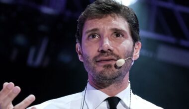 Stefano De Martino, le novità di Affari Tuoi: cos'è il "pacco nero"