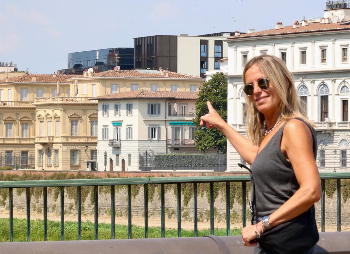 Un cubo nero al posto del Comunale. Il sondaggio: cosa ne pensate?
