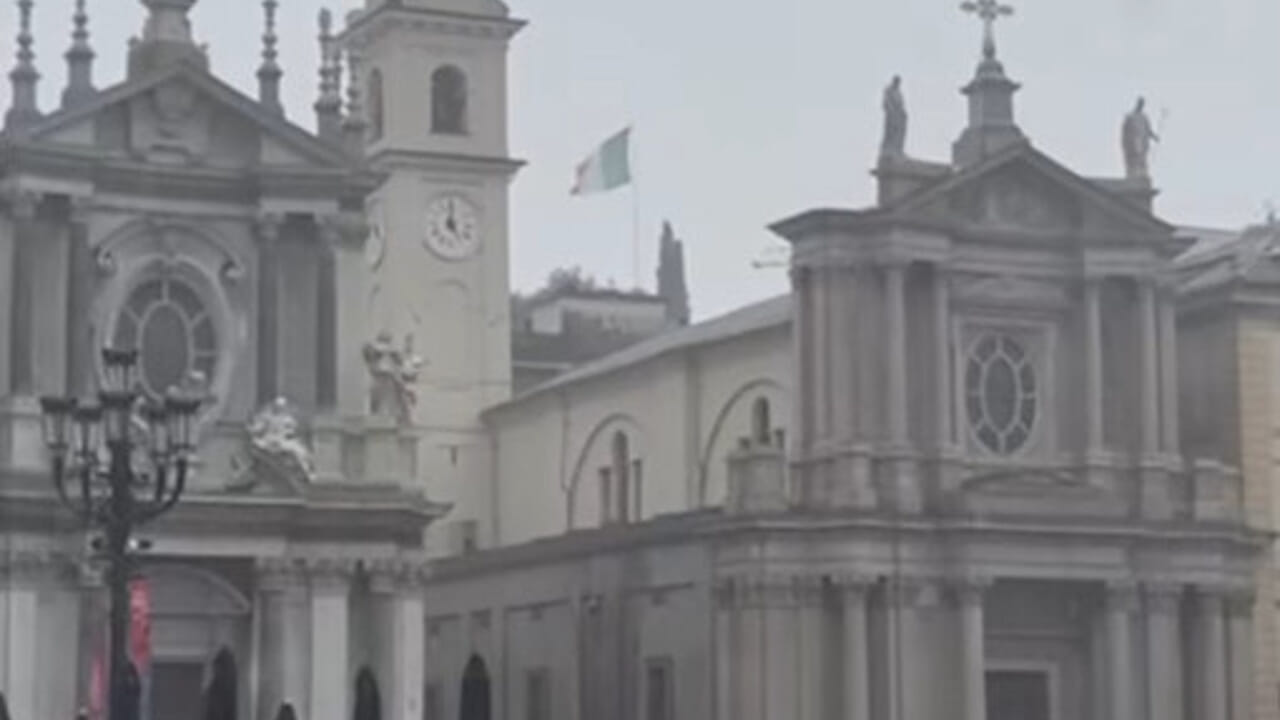 Maltempo nel Torinese: acquazzone-lampo sulla città e sulla cintura, temperature intorno ai 20 gradi - TorinoToday