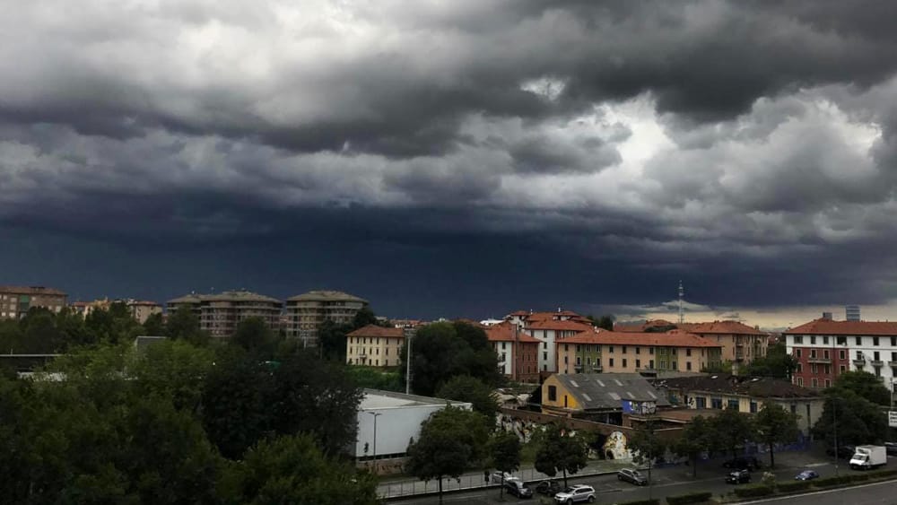 "Ridurre al minimo gli spostamenti"