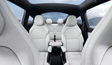 Critiche alla nuova Tesla Model Y L: ecco perché