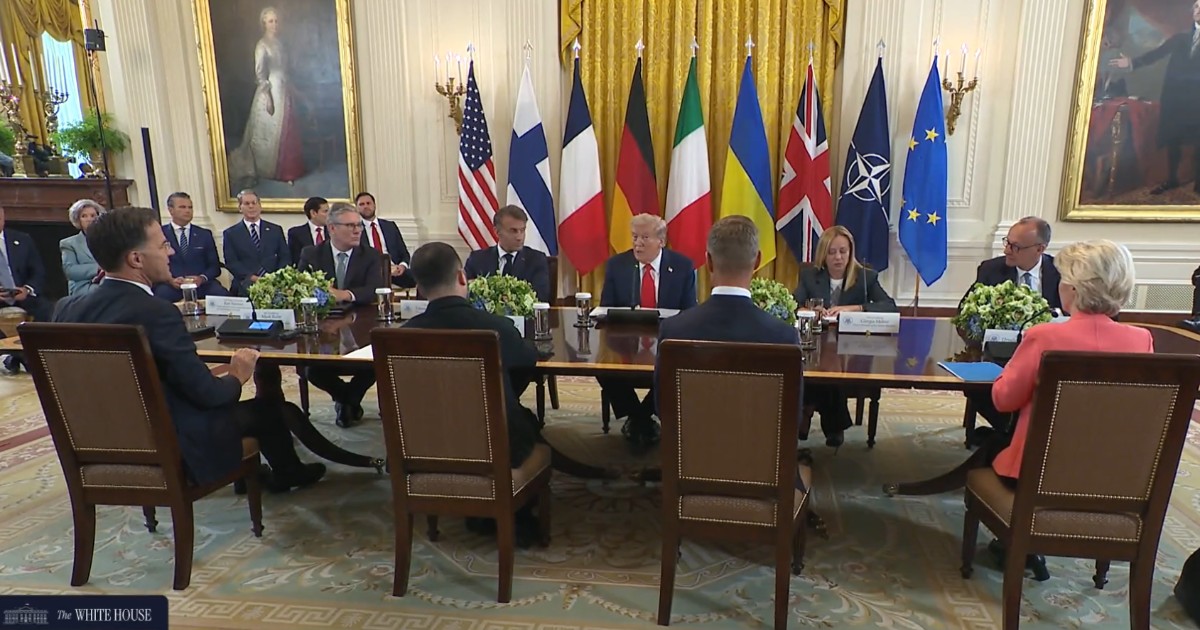 Ucraina, Trump guarda al trilaterale con Zelensky e Putin per arrivare alla pace. “Kiev acquisterà 100 miliardi di dollari di armi Usa con soldi Ue"