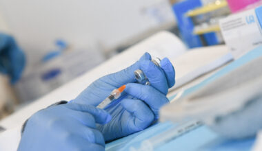 Vaccini mRNA: Evans (Wellness Equity Alliance), “taglio fondi Usa rallenterà progressi e penalizzerà soprattutto poveri e comunità di colore”