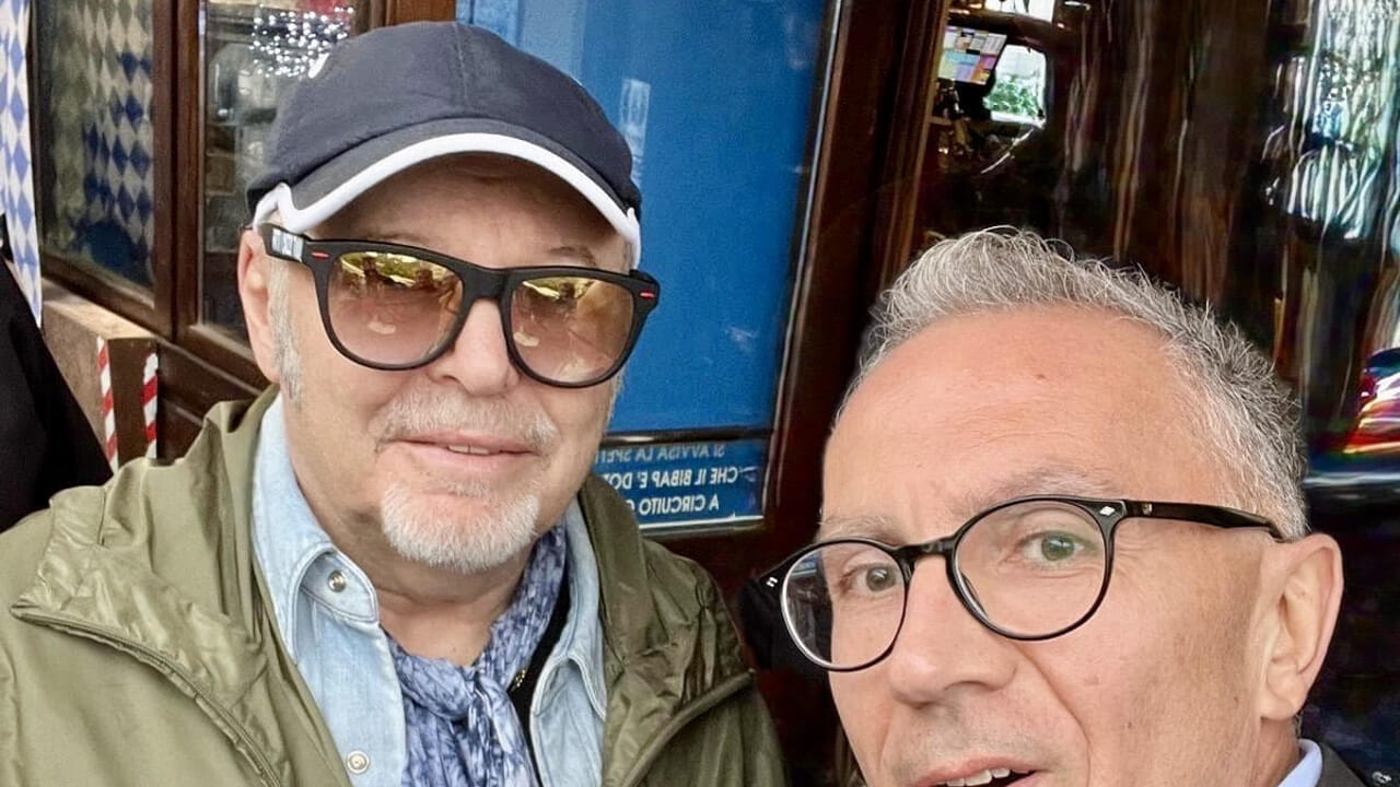 un spettacolo "Vasco&Friend" per lanciare un messaggoi di pace con musica e parole. Incontrato Vasco a Zocca