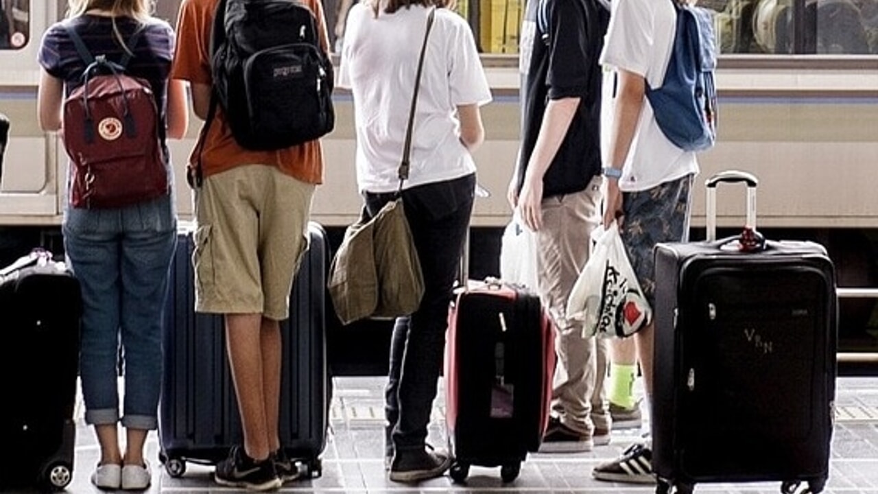 Salute in valigia, le regole per viaggiare all’estero senza pensieri