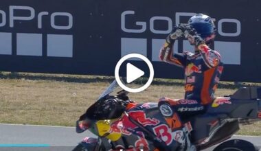 GP Ungheria: Acosta, baci e cuoricini per il cameramen dopo il 2° posto [VIDEO]