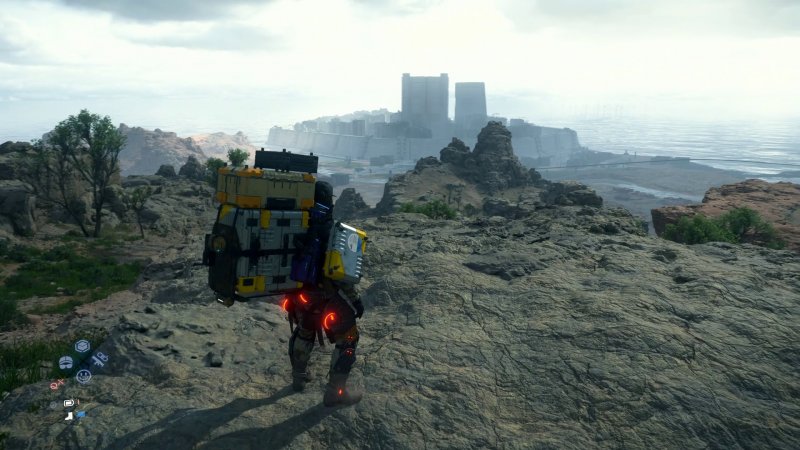 Death Stranding e Death Stranding 2: On The Beach sono due videogiochi fuori dai binari e, per questo, affascinanti