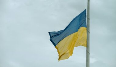 Il lodo Meloni senza impegno militare per l’Ucraina è il sigillo alla capitolazione europea