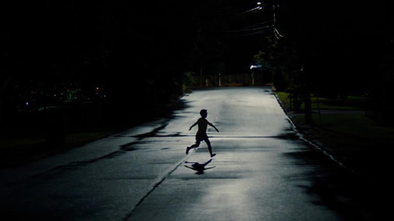 Weapons Scena Trailer