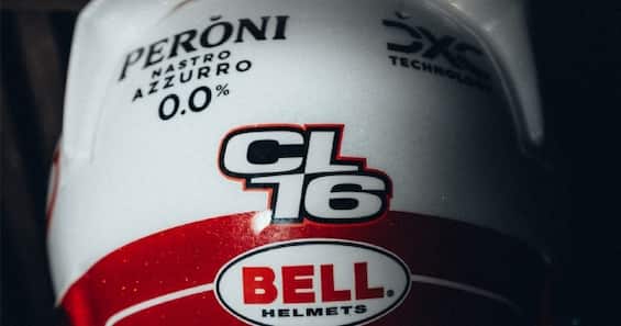 F1, Leclerc: il casco del pilota Ferrari per il Gp Ungheria. FOTO