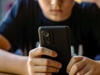 YouTube si affida all’intelligenza artificiale per la verifica dell’età: ecco come funziona