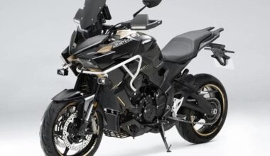 Nuova crossover cinese in arrivo: è la Zontes 703 T - News