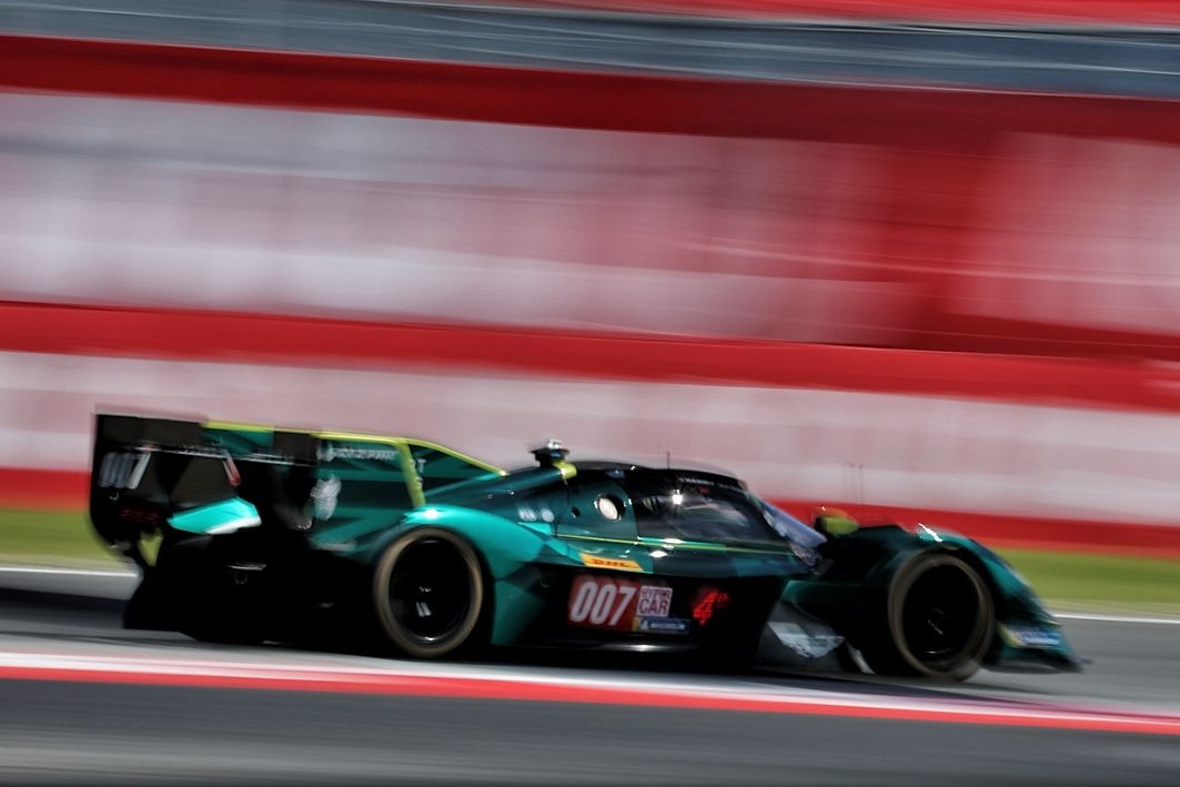 Fuji, Libere 3: Aston Martin sugli scudi