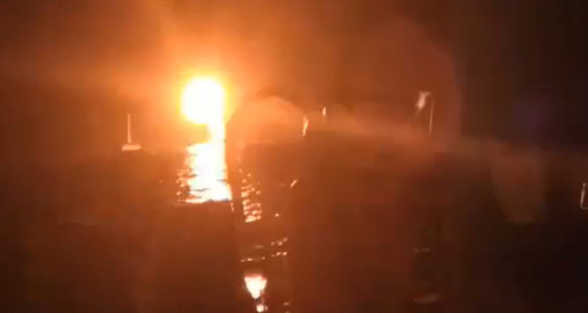 Flotilla denuncia nuovo attacco di droni: “Ordigni e gas urticanti contro le barche”