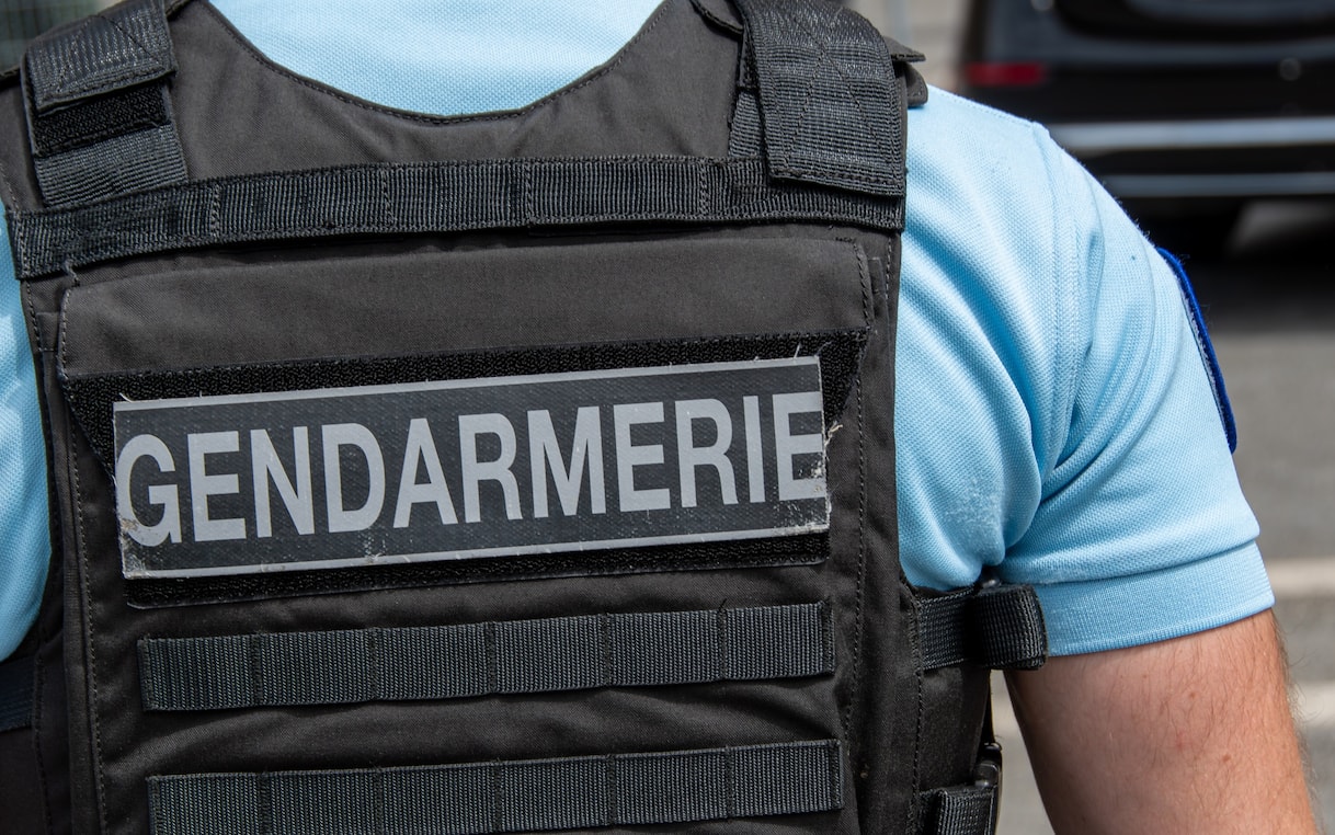 Francia, attacco con coltello a scuola ad Antibes: feriti, arrestato l’aggressore