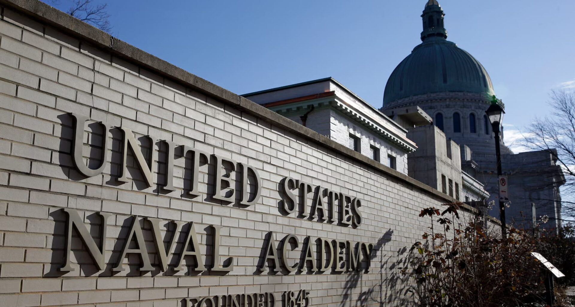 Usa, media: spari alla Us Naval Academy, feriti