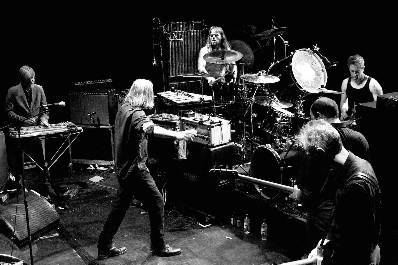 Swans: storia, suoni e magia oscura nel nuovo disco “Birthing”