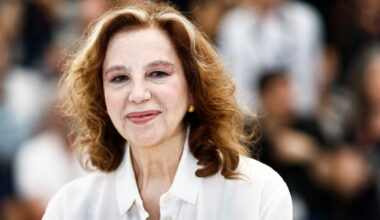 Stefania Sandrelli: “Da Playboy mi chiedevo pezzetti di glutei e qualche pelino. Dissi: non sono un pollo arrosto”