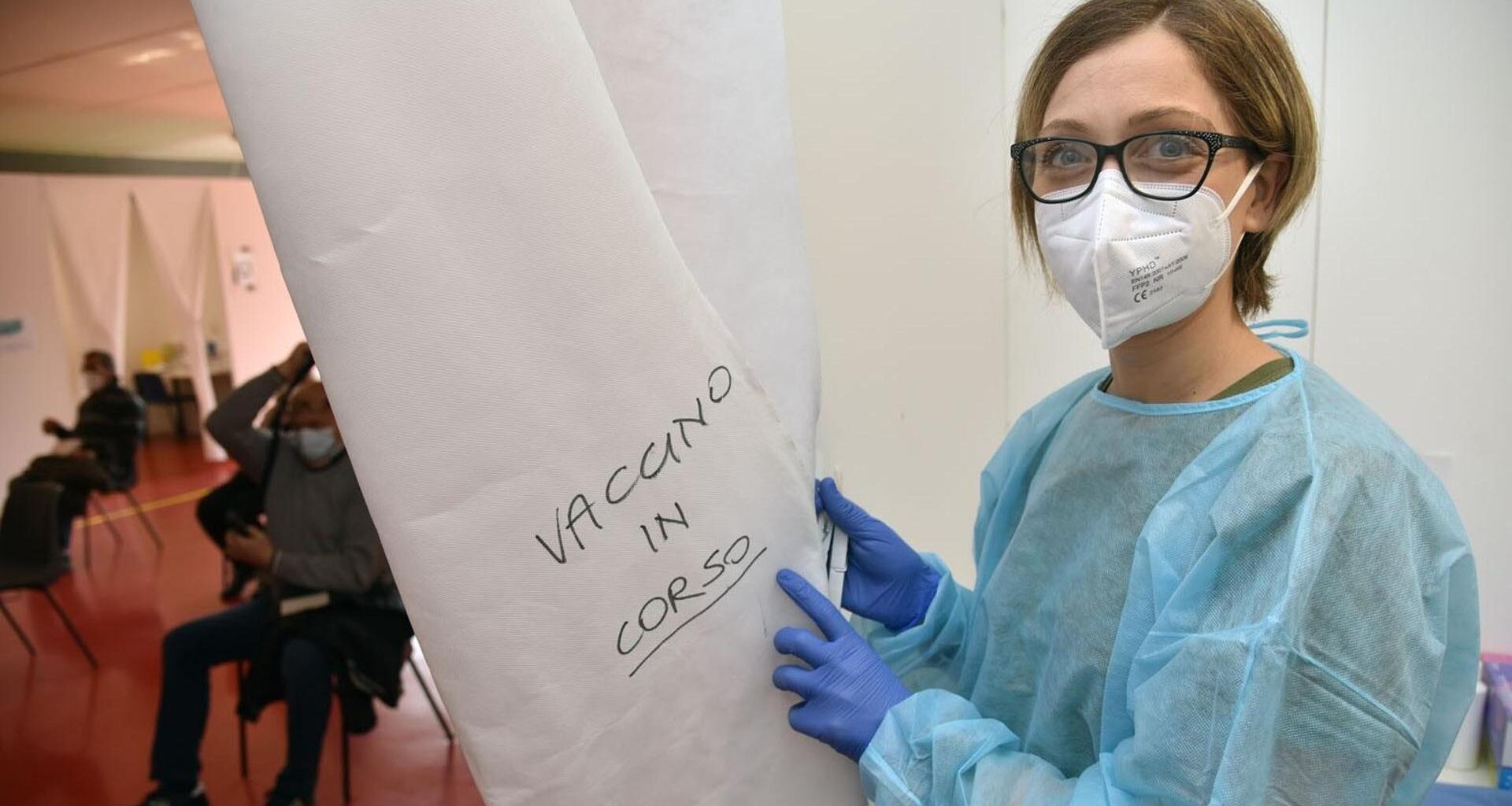 Ritorna il Covid-19: tre ricoveri al Parini, in arrivo altre 5.700 dosi di vaccino Pfizer