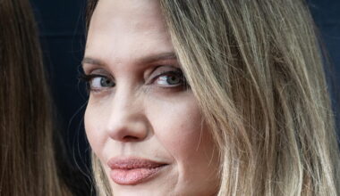 Angelina Jolie: 'Non riconosco il mio paese, sono tempi molto pesanti' - People