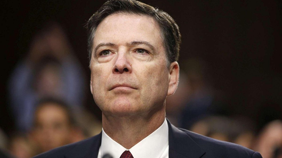 James Comey, ex capo dell'Fbi (e rivale di Trump), è stato incriminato