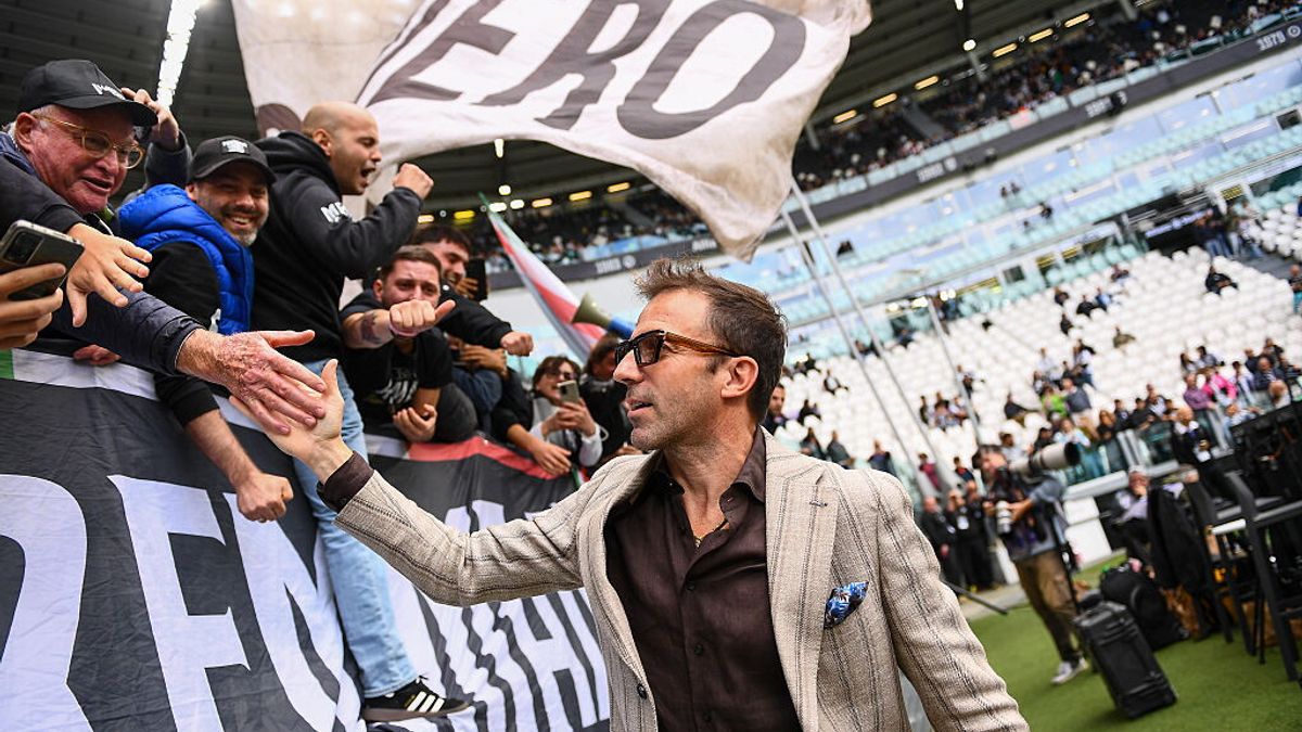 Del Piero all’Allianz Stadium, tifosi bianconeri in delirio: "Abbiamo bisogno di te"