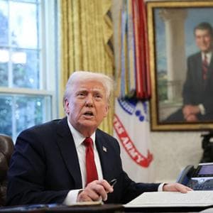 Scienza sotto attacco negli Usa, la Francia offre “asilo scientifico”: decine le richieste