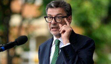 Giorgetti: “Non ci sarà bisogno di manovra correttiva. Circolano ipotesi fantasiose non ne so nulla” - la Repubblica