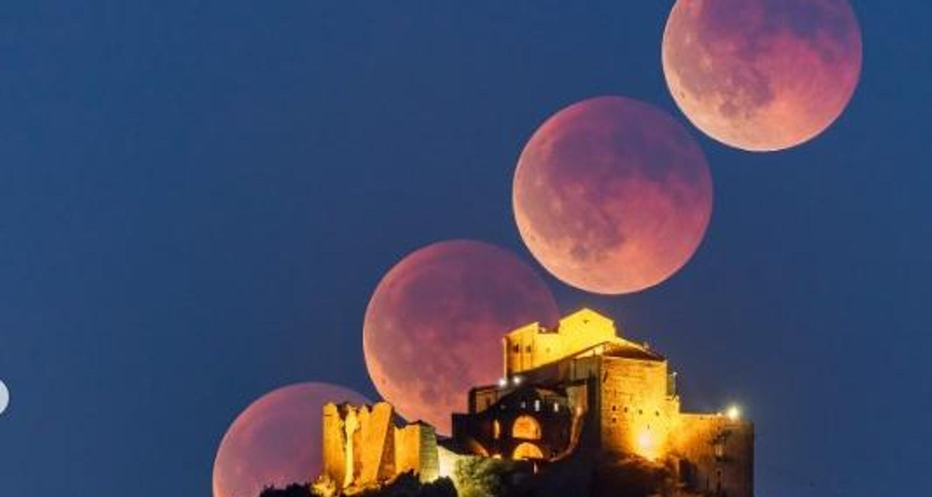 Eclissi di Luna sulla Sacra di San Michele: le foto di Valerio Minato