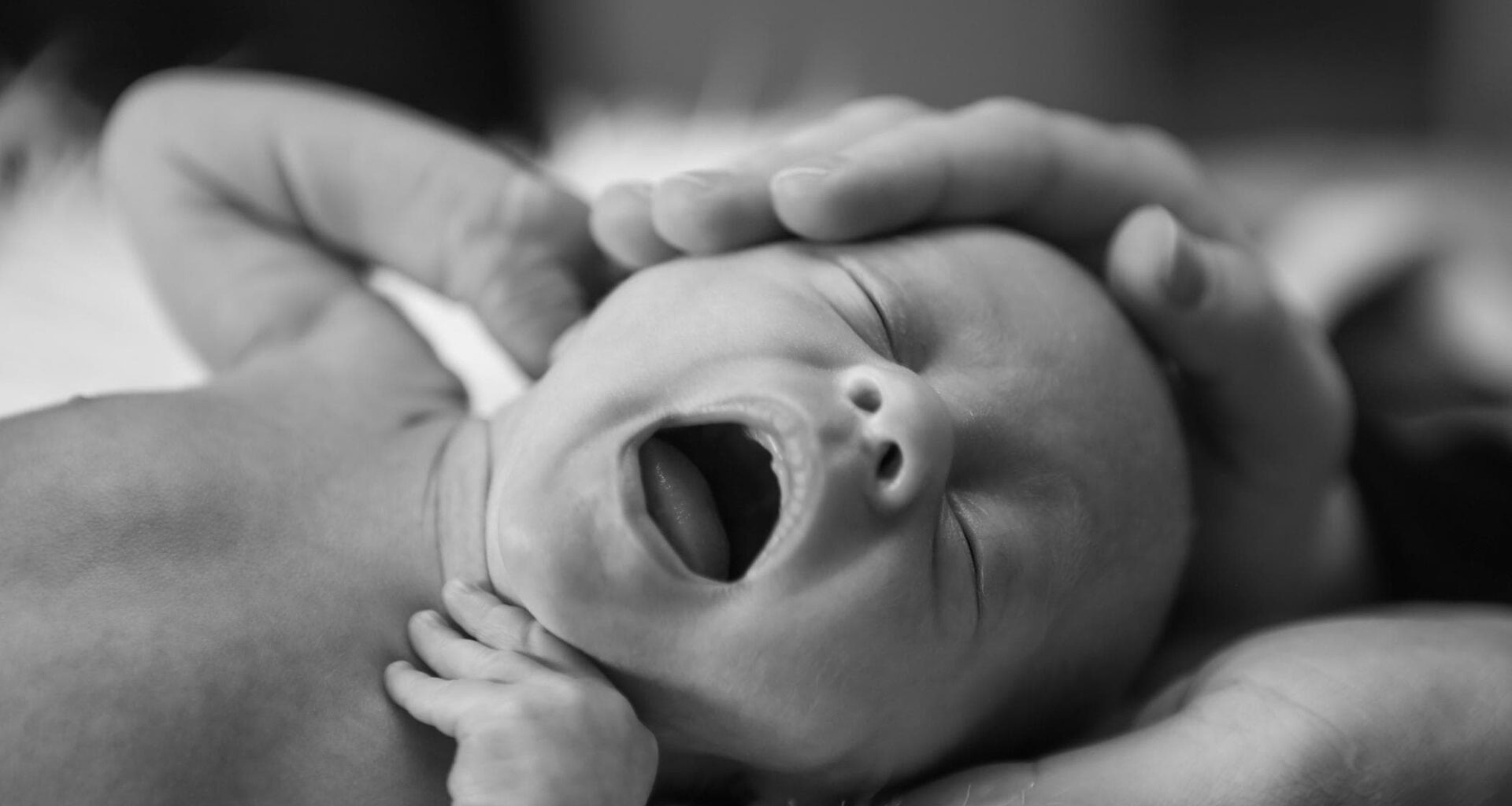 Free birth: cosa c’è dietro il fenomeno del ‘parto libero’