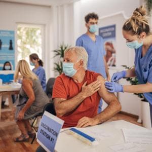 Vaccini: l’intervallo tra le dosi è un fattore fondamentale per contenere un’epidemia