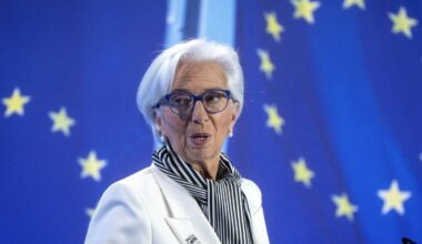 Lagarde in allarme: "Pericolo mondiale se Trump espugna la Federal Reserve"