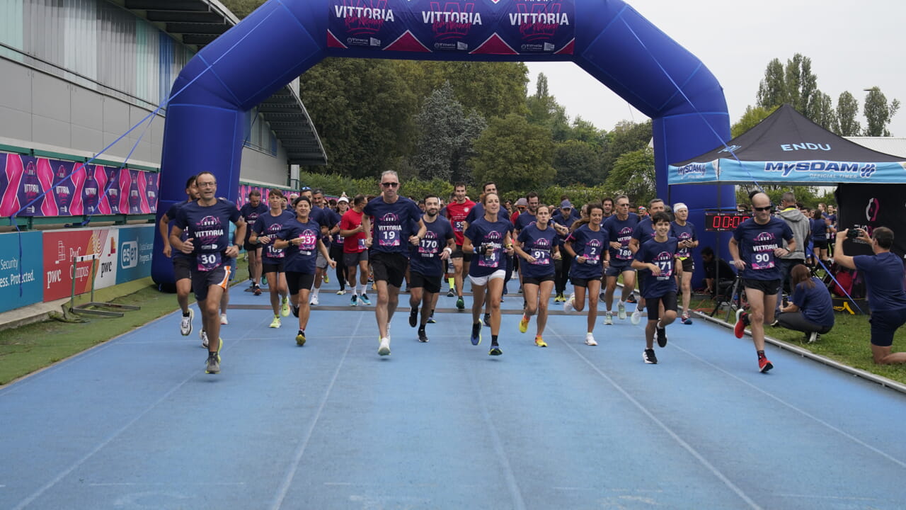 Sport e divertimento durante l'evento per la prevenzione oncologica femminile