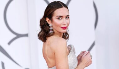 Festival del Cinema di Venezia 2025: Emily Blunt come una fata con lob a onde sul red carpet di The Smashing Machine e le pagelle degli altri beauty look in sesta serata