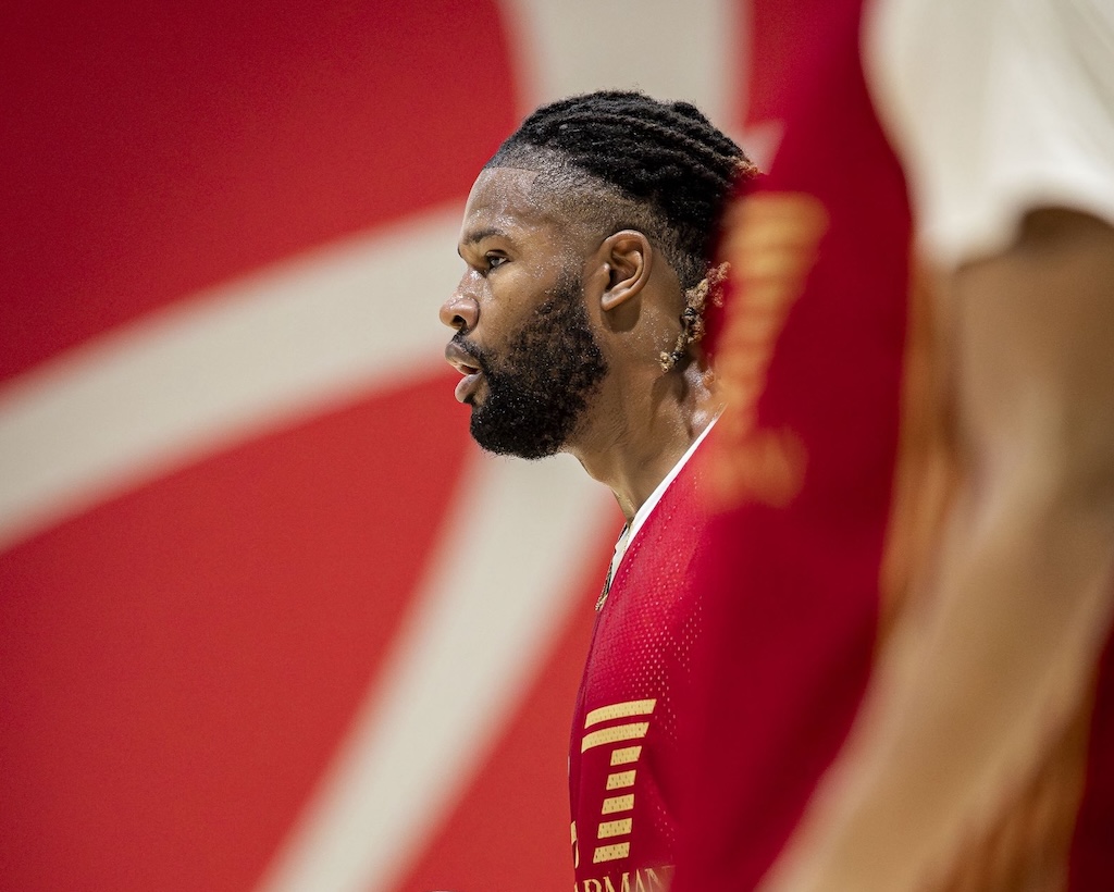 Olimpia Milano, troppi centri? I retroscena di una scelta in controtendenza