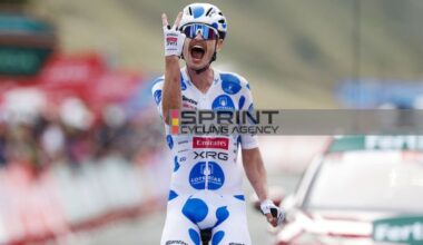 LA VUELTA. ANCORA UAE, ANCORA VINE A LARRA BELAGUA! VINGEGAARD TORNA IN ROSSO