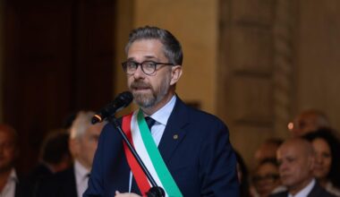 Per le pipe ai tossici la sinistra molla il dogma della Scienza - La Verità