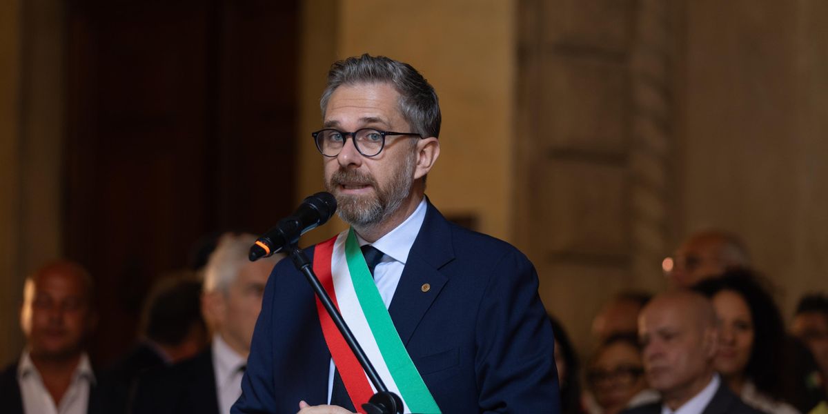 Per le pipe ai tossici la sinistra molla il dogma della Scienza - La Verità